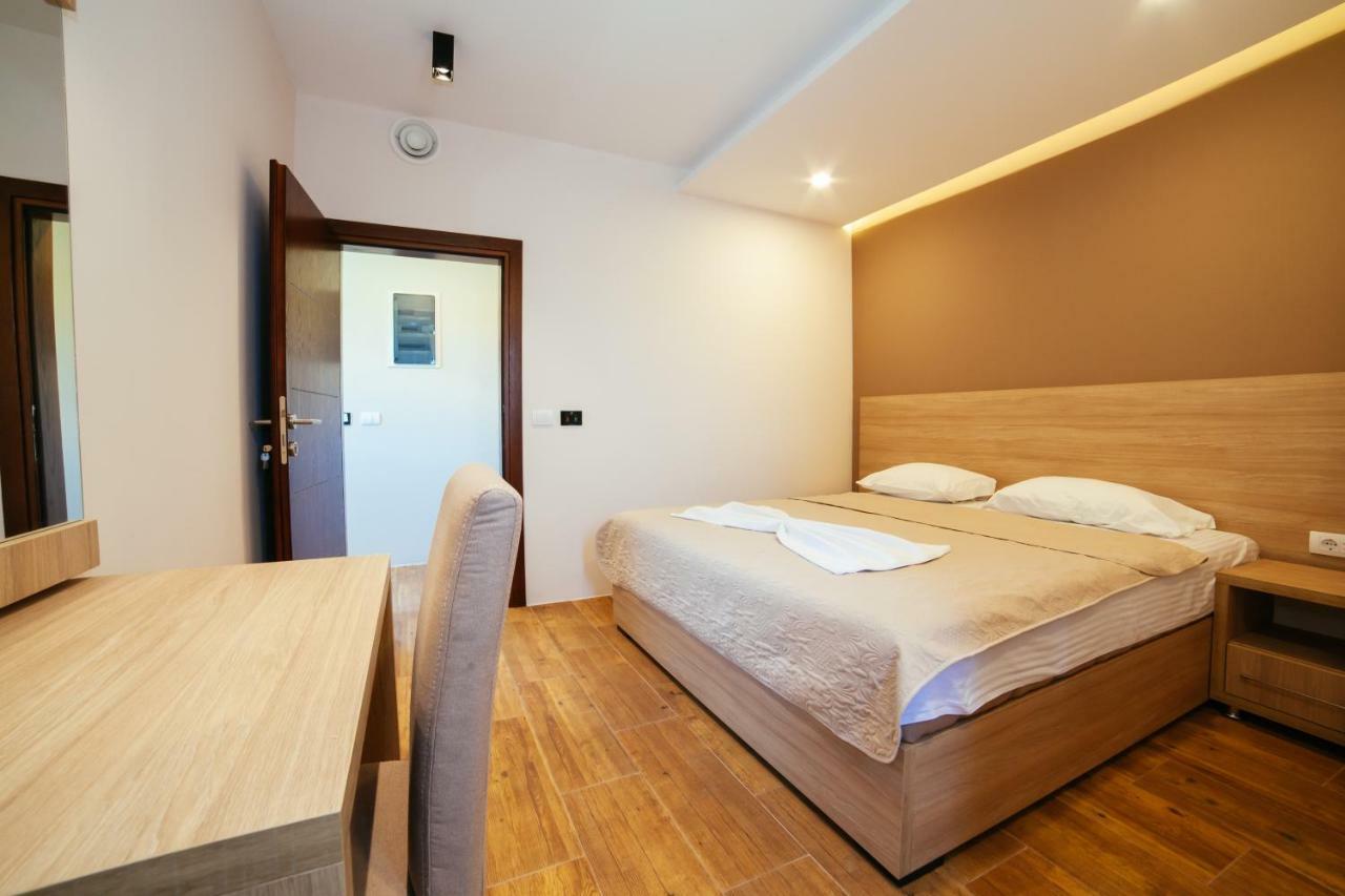 울친 Adriatica Sea & Sun B&B 외부 사진